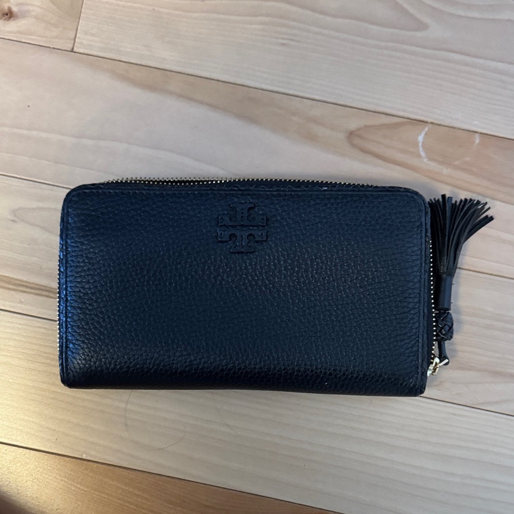 Tory Burch Black Pebbled Leather Zip Wallet with Tassel